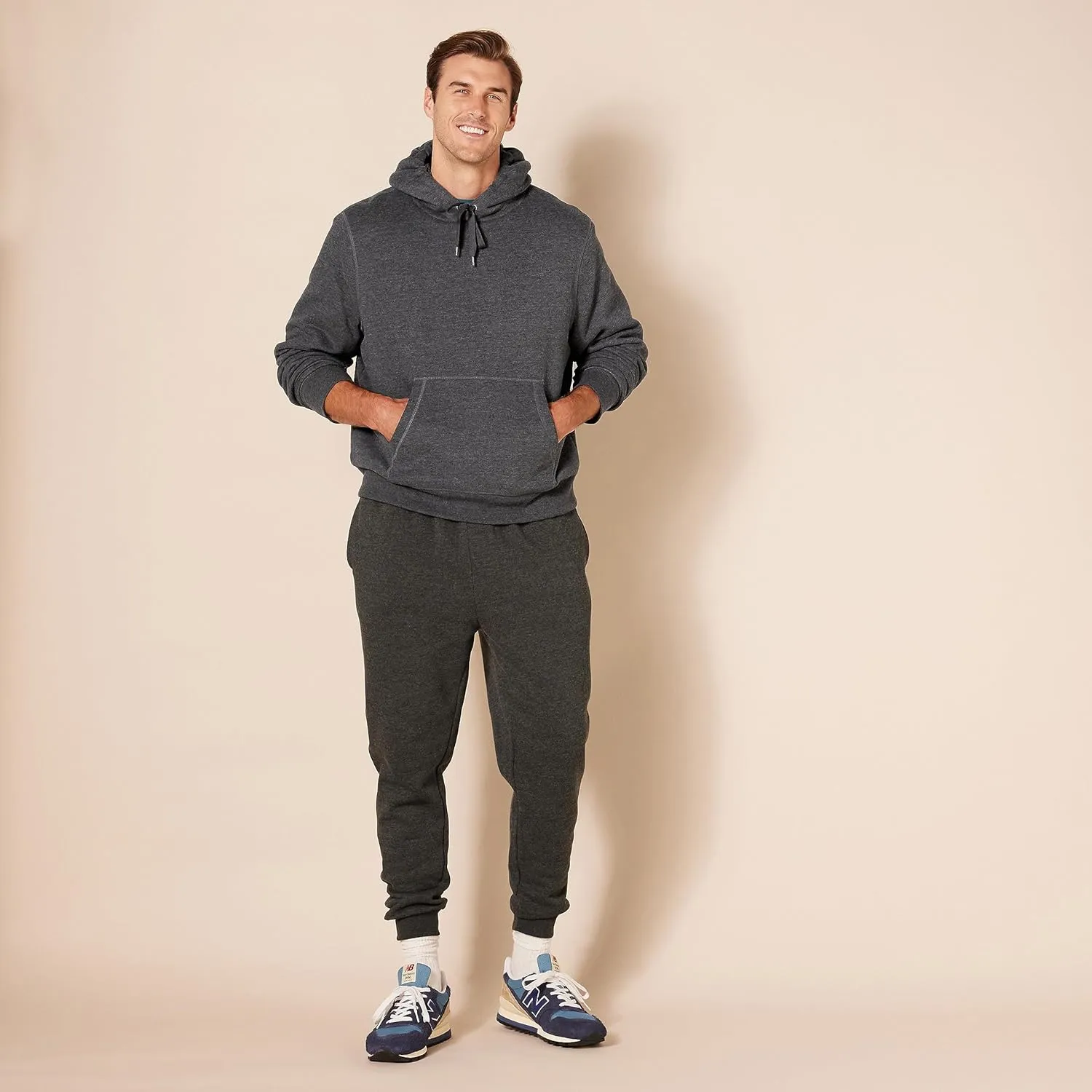 Amazon Essentials Men's Hoodies, Sherpa-Lined Pullover