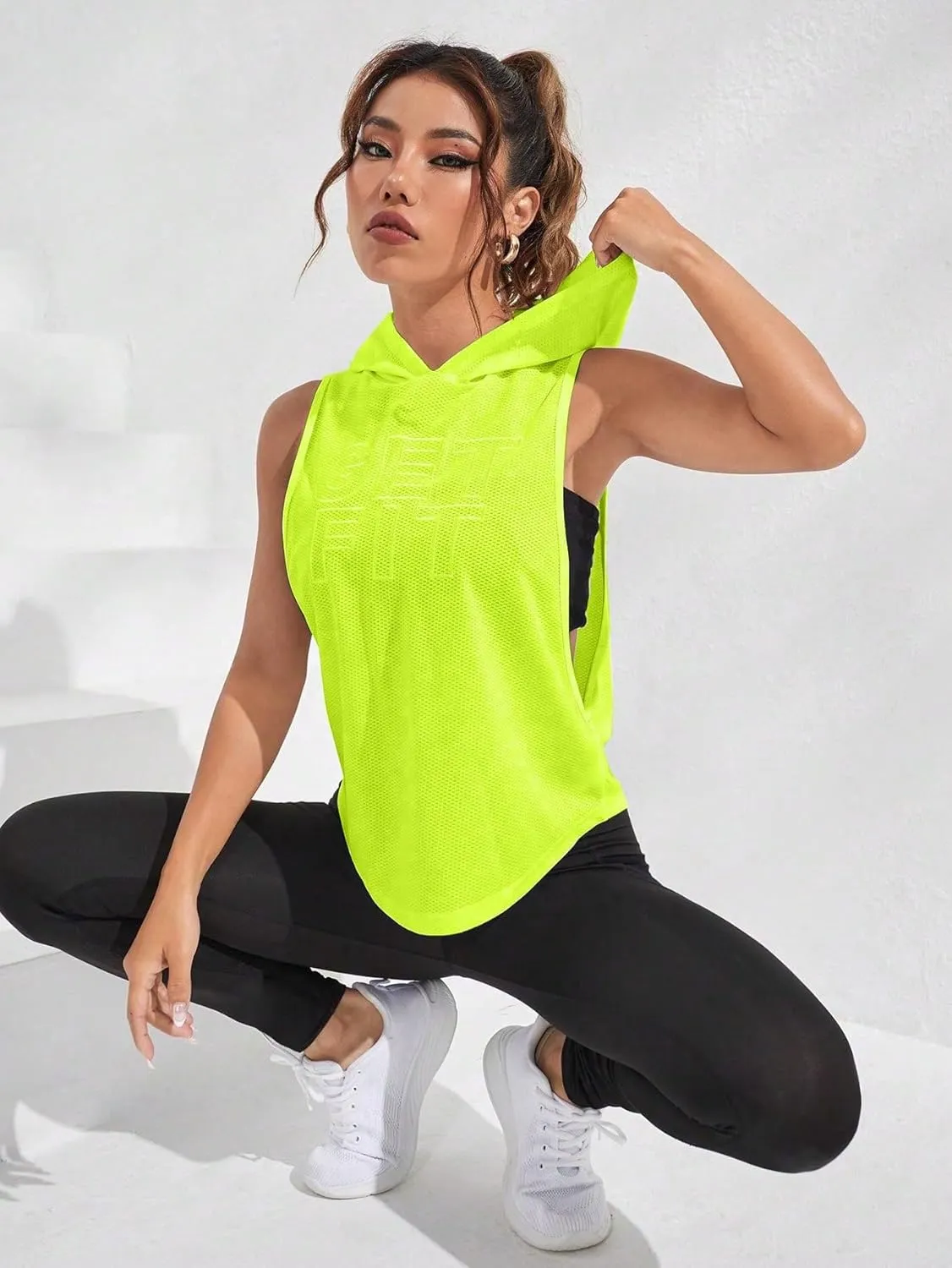 SweatyRocks Women's Activewear Letter Embroidered Sleeveless Hooded Sports Tank Top Sweatshirt