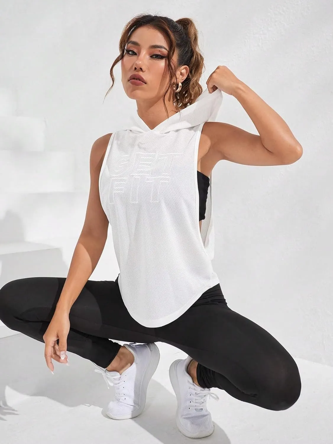SweatyRocks Women's Activewear Letter Embroidered Sleeveless Hooded Sports Tank Top Sweatshirt